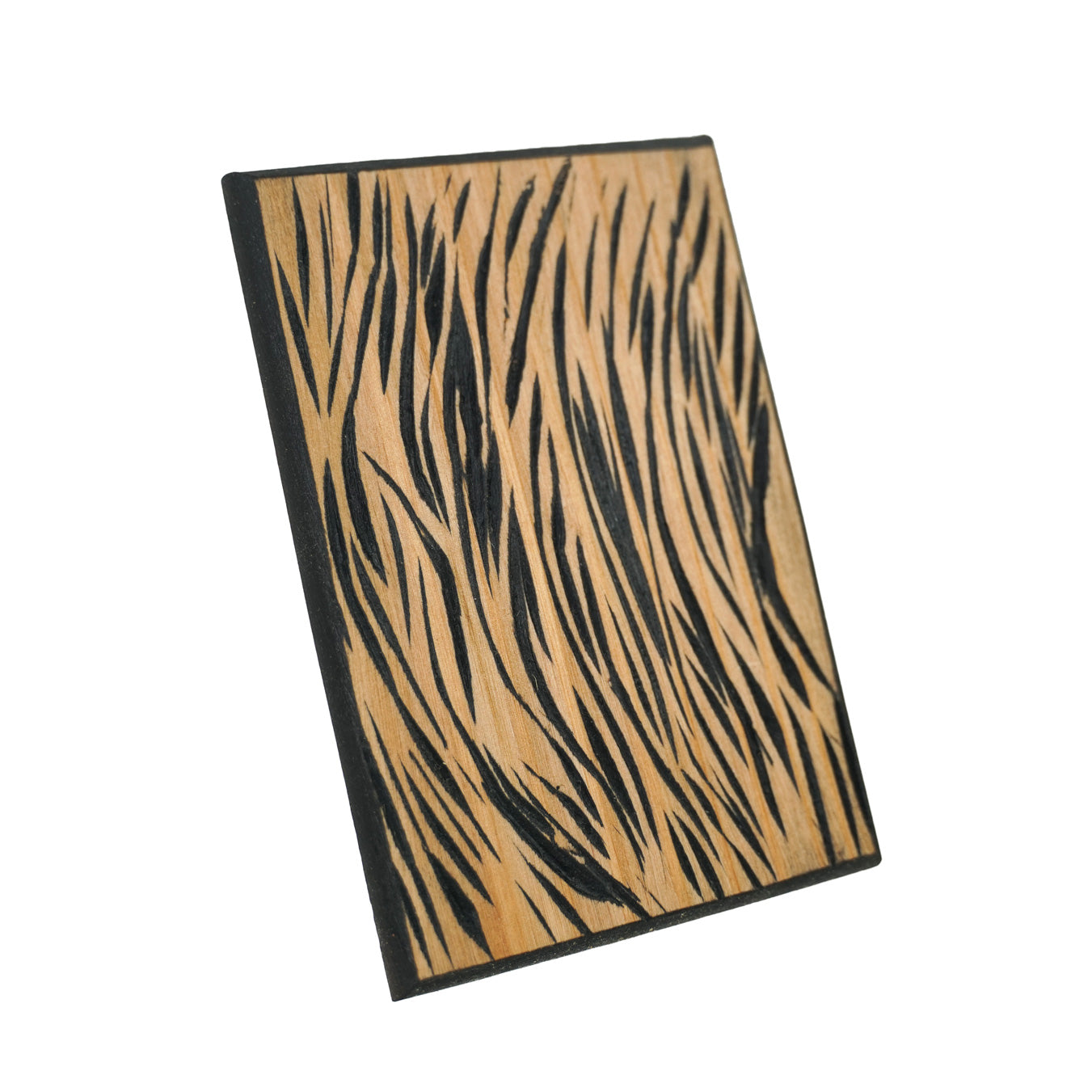 Baixo-relevo pintado