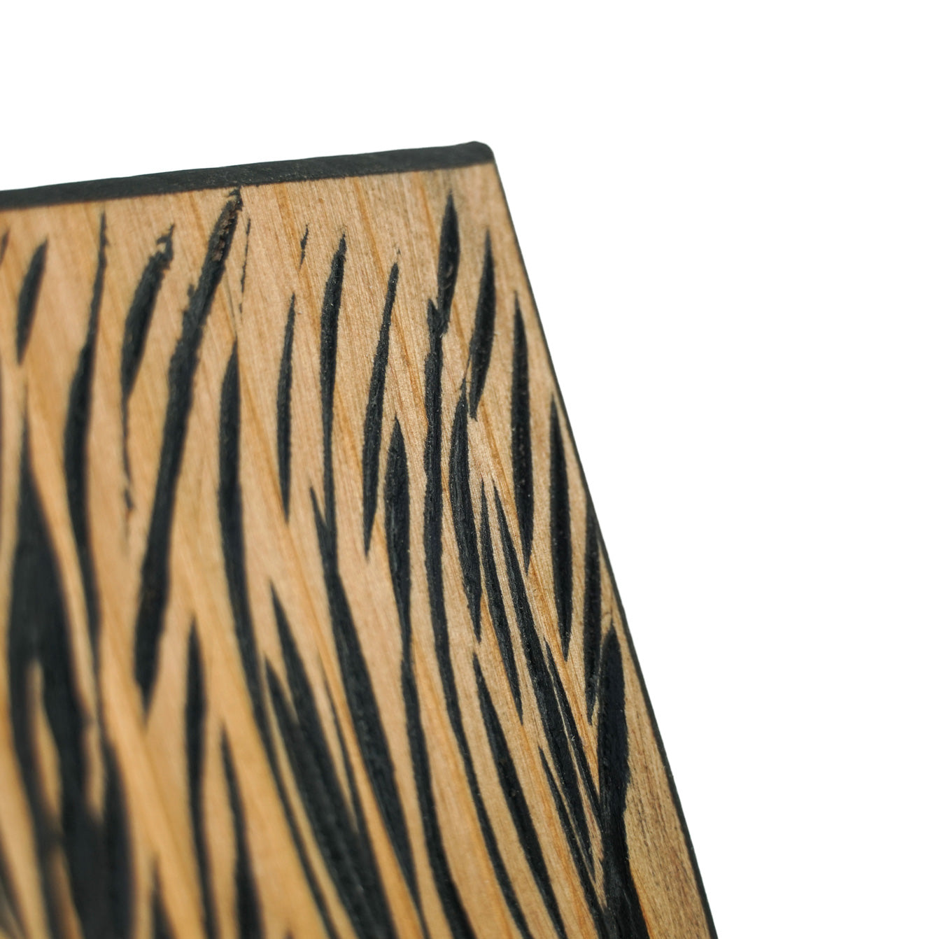 Baixo-relevo pintado