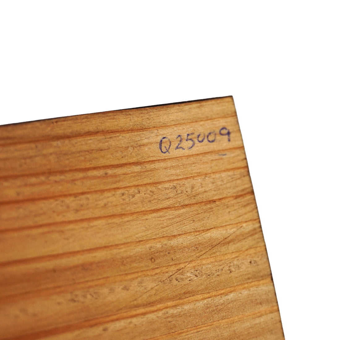 Baixo-relevo pintado